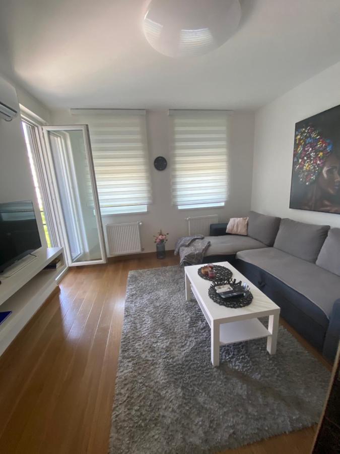 Apartment 212 سوبوتيتْسا المظهر الخارجي الصورة